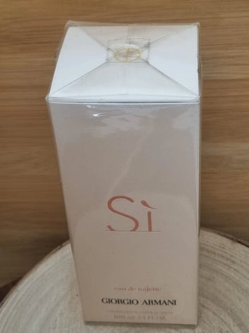 Si Eau de Toilette by Giorgio Armani 100ml Spray, Discontinued.-